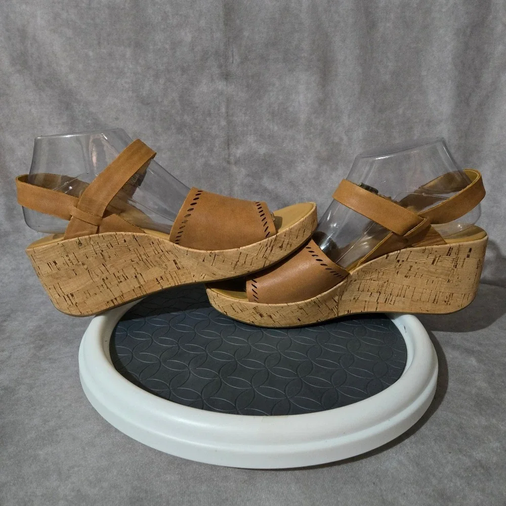 Korks Wedge Sandals Womens 9 Tan Leather Cork Platform Q41806 Whipstitch Boho